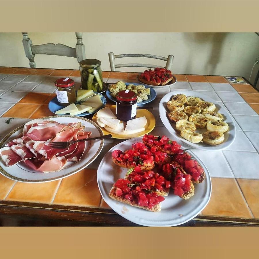 Agriturismo L'Isola Crespina Eksteriør bilde